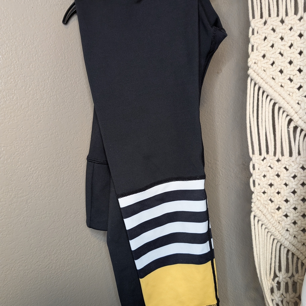 Zyia Black Bumblebee Leggings with Striped and Yellow Detail Size 4